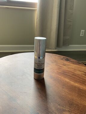Serum — White & Silver Hydrating Face Serum for Women